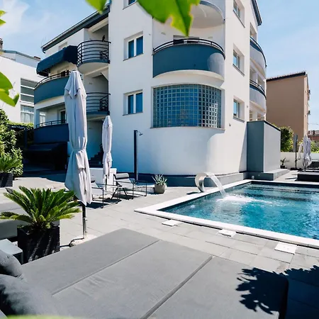 Amarilis * Pakoštane