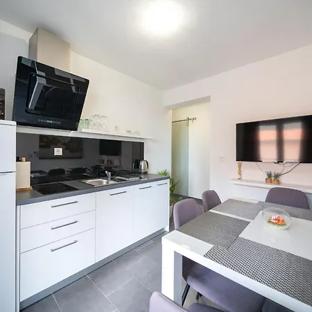 Amarilis Διαμέρισμα *